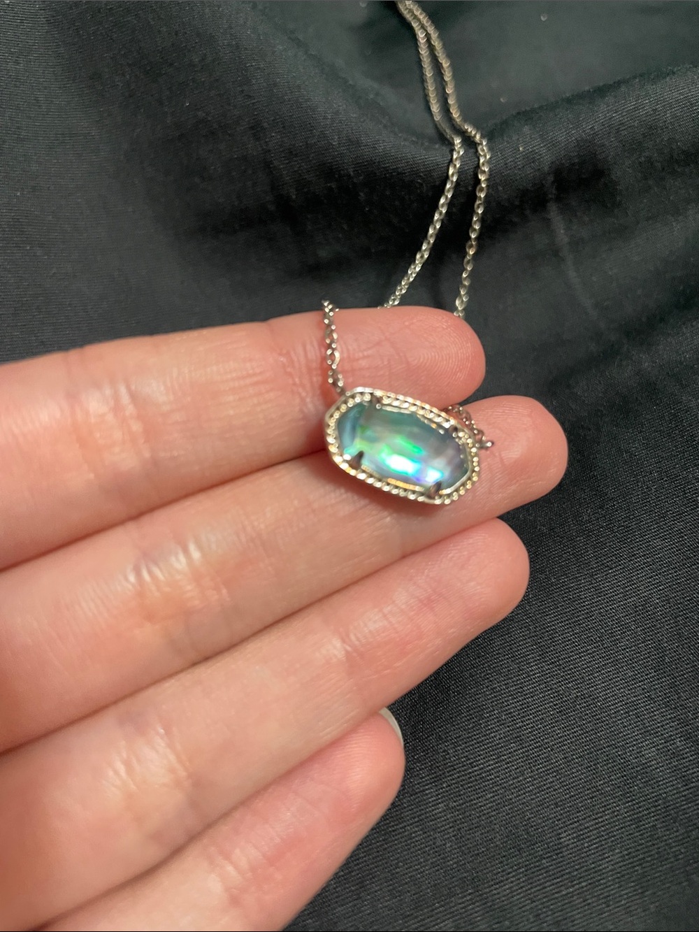 Kendra Scott Necklace - Picture 5 of 5